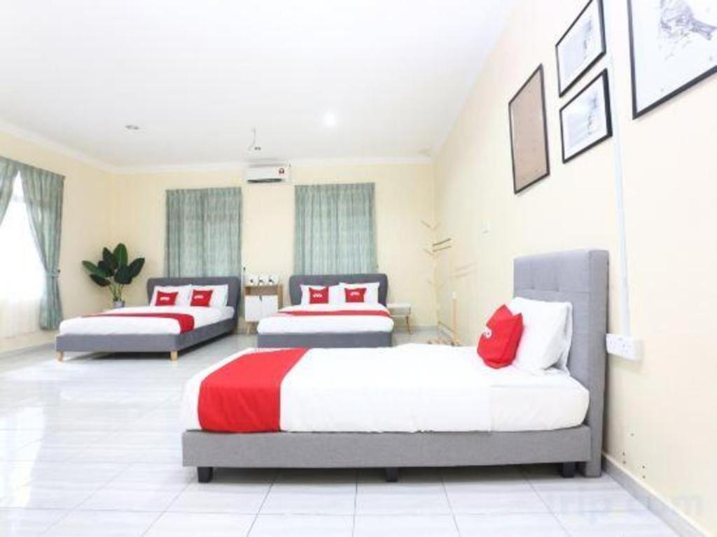 Oyo 89607 Aloha Chalet Kampung Raja Εξωτερικό φωτογραφία